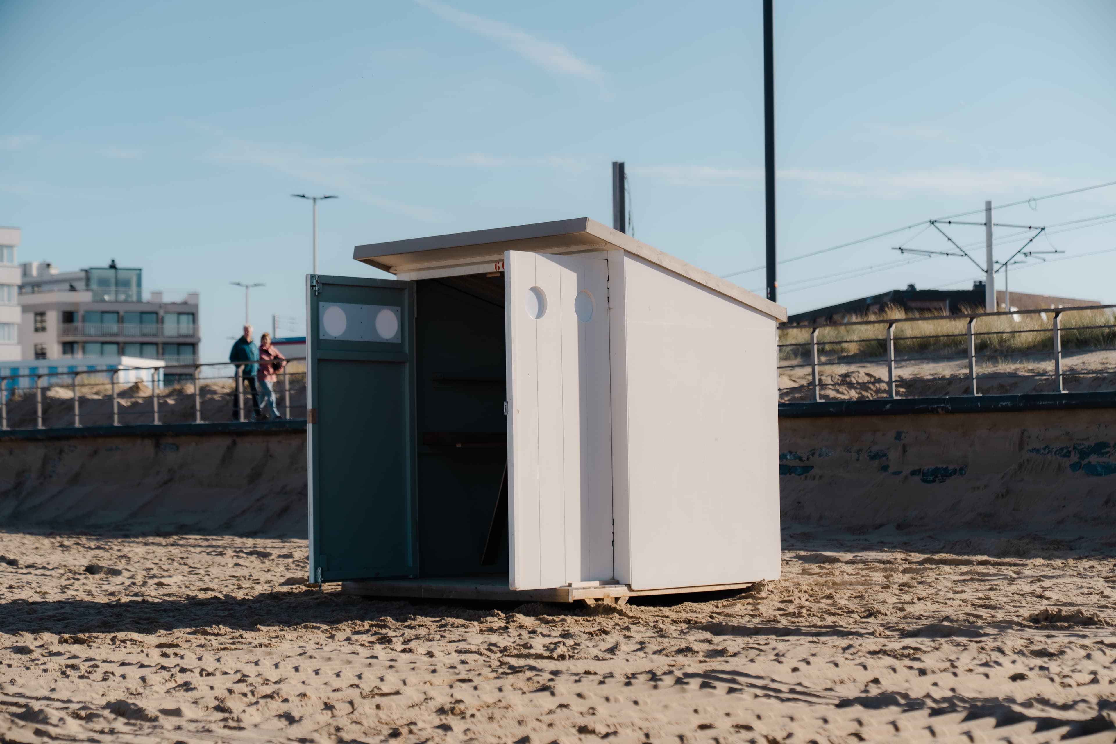 DeZeeHut collage links boven